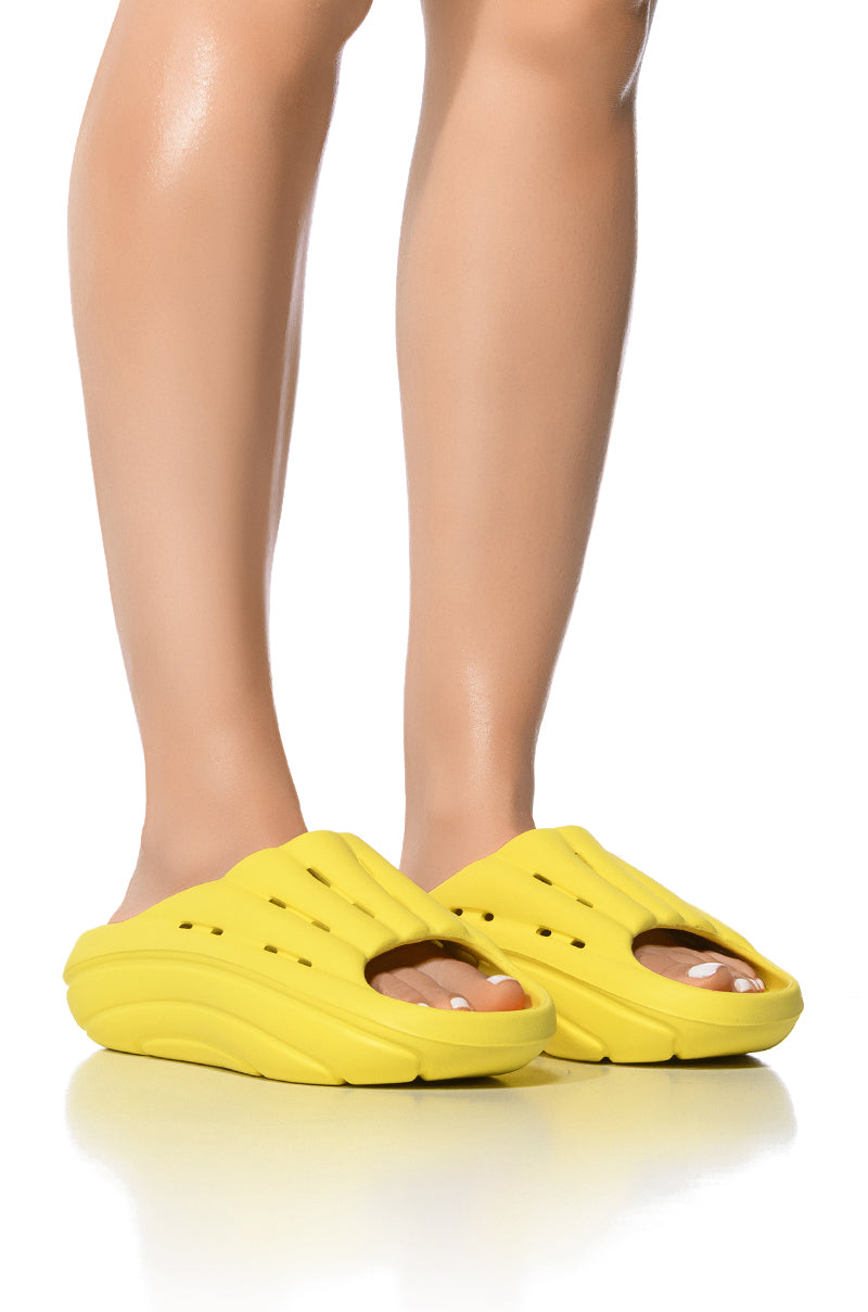 Front View Ugg Foamo Slide In Yellow