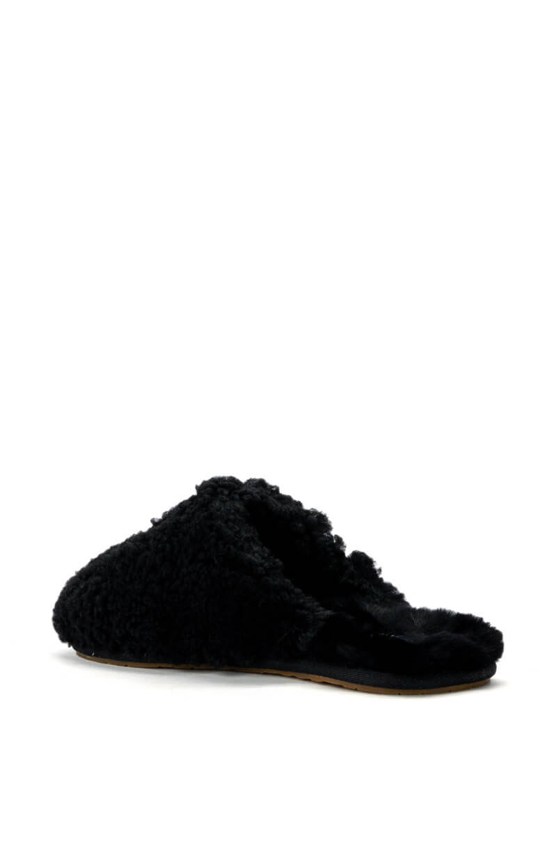 Detail View Ugg Maxi Curly Slide