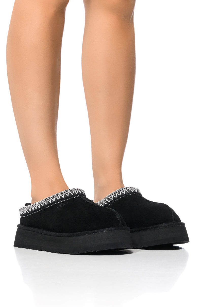Front View Ugg Tazz Flat Slipper In Black