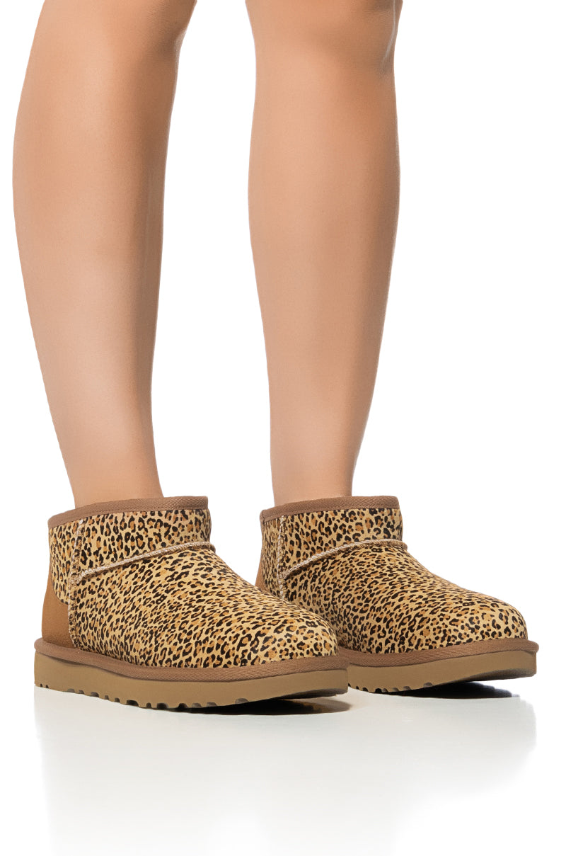 Front View Ugg Ultra Mini Speckles Bootie In Chestnut