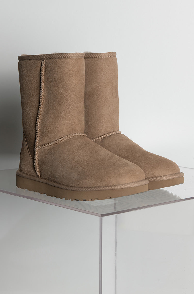 Side View Ugg Womens Classic Short Heritage Boots in Fawn view 2