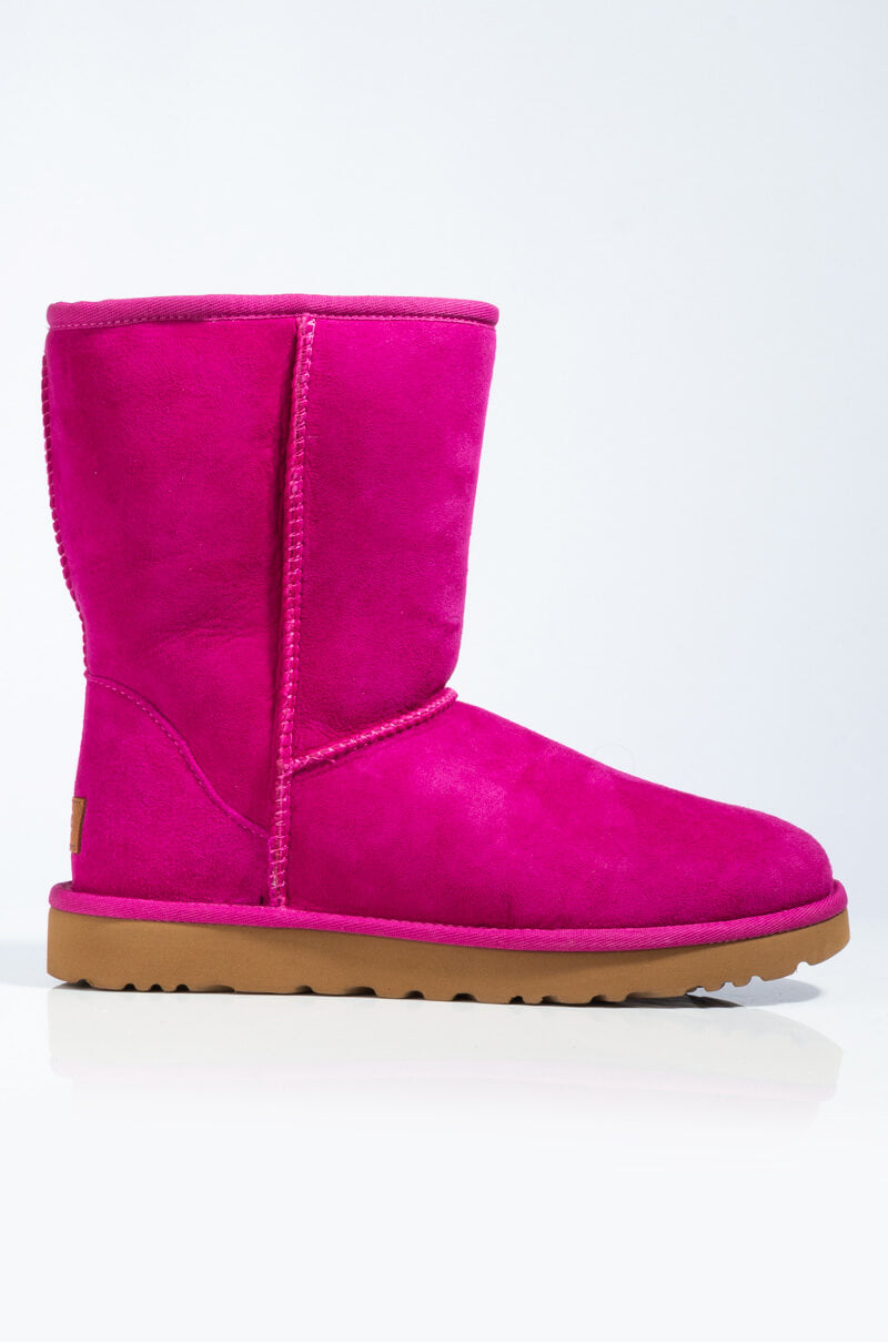 Back View Ugg Womens Classic Short Heritage Boots in Fuchsia view 2