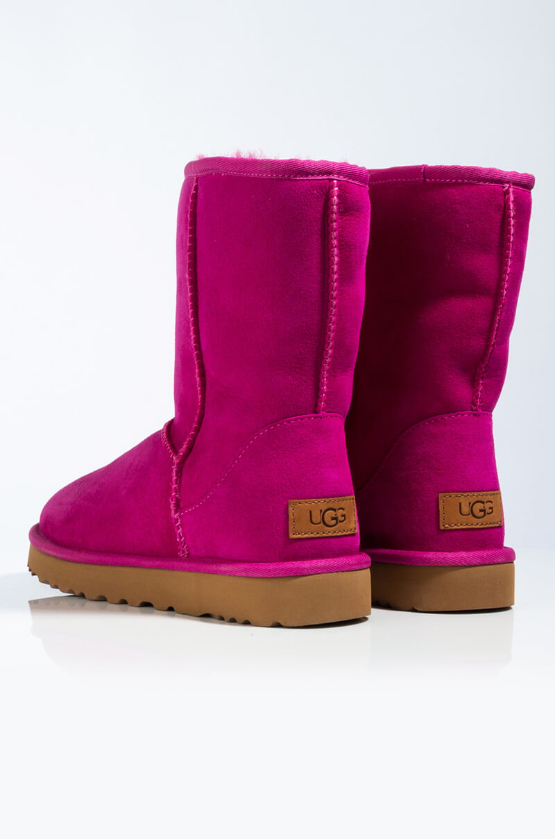 Full View Ugg Womens Classic Short Heritage Boots in Fuchsia view 4