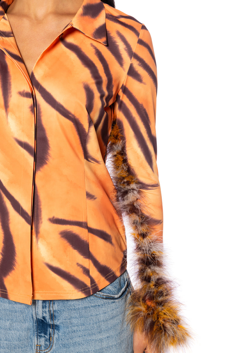 Extra View Valeria Graphic Feather Trim Button Down 5