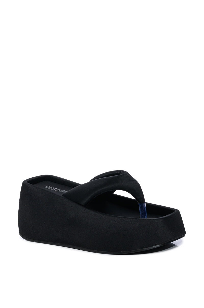 Back View Veronica Basic Flatform Flip Flop Sandal In Black 2