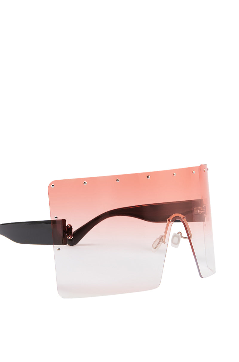 Detail View Wanna Spend Sunglasses