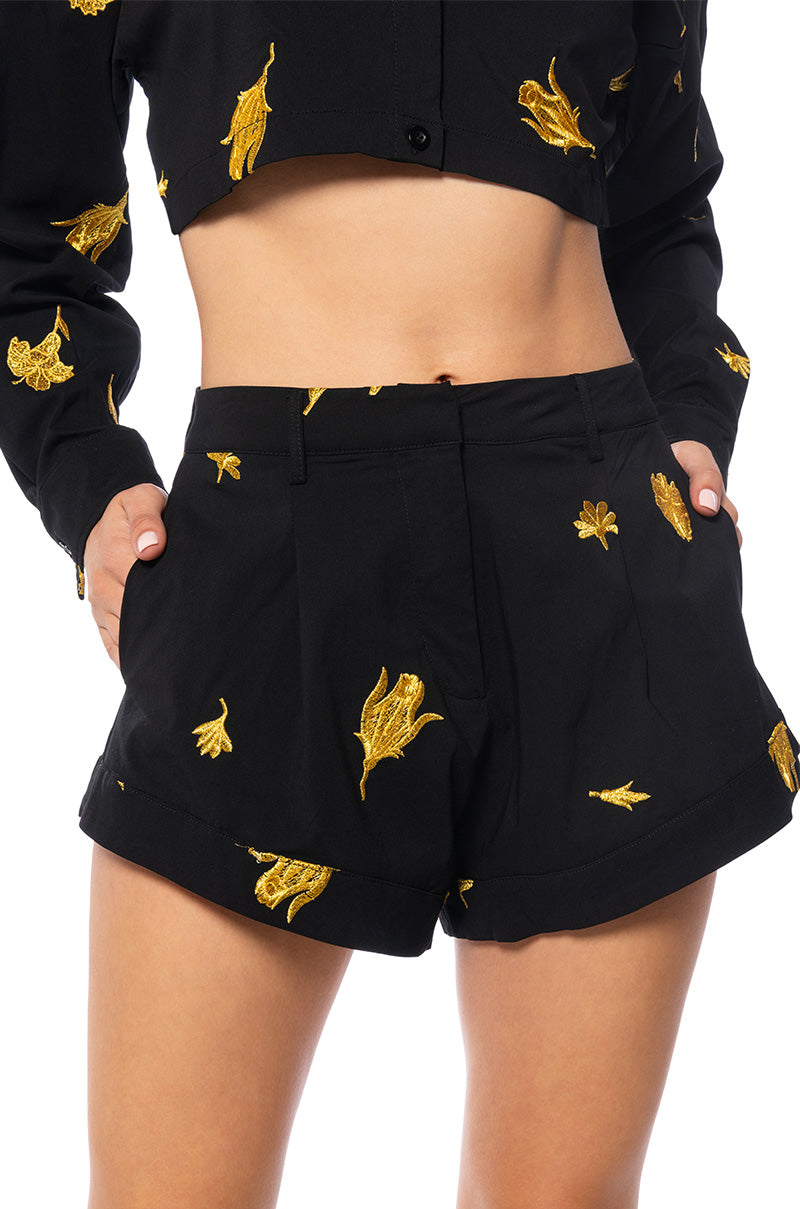 Side View Weekend Getaway Floral Flounce Short