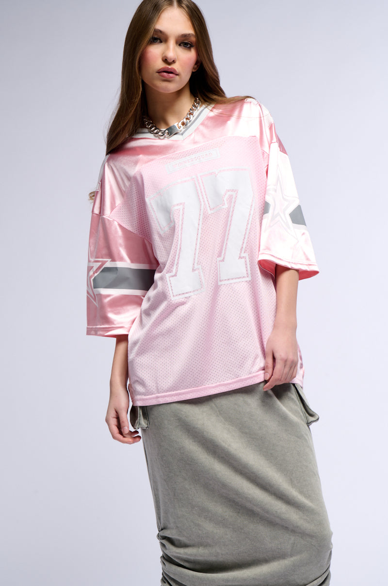 WINNER SQUAD VARSITY JERSEY IN PINK – AKIRA