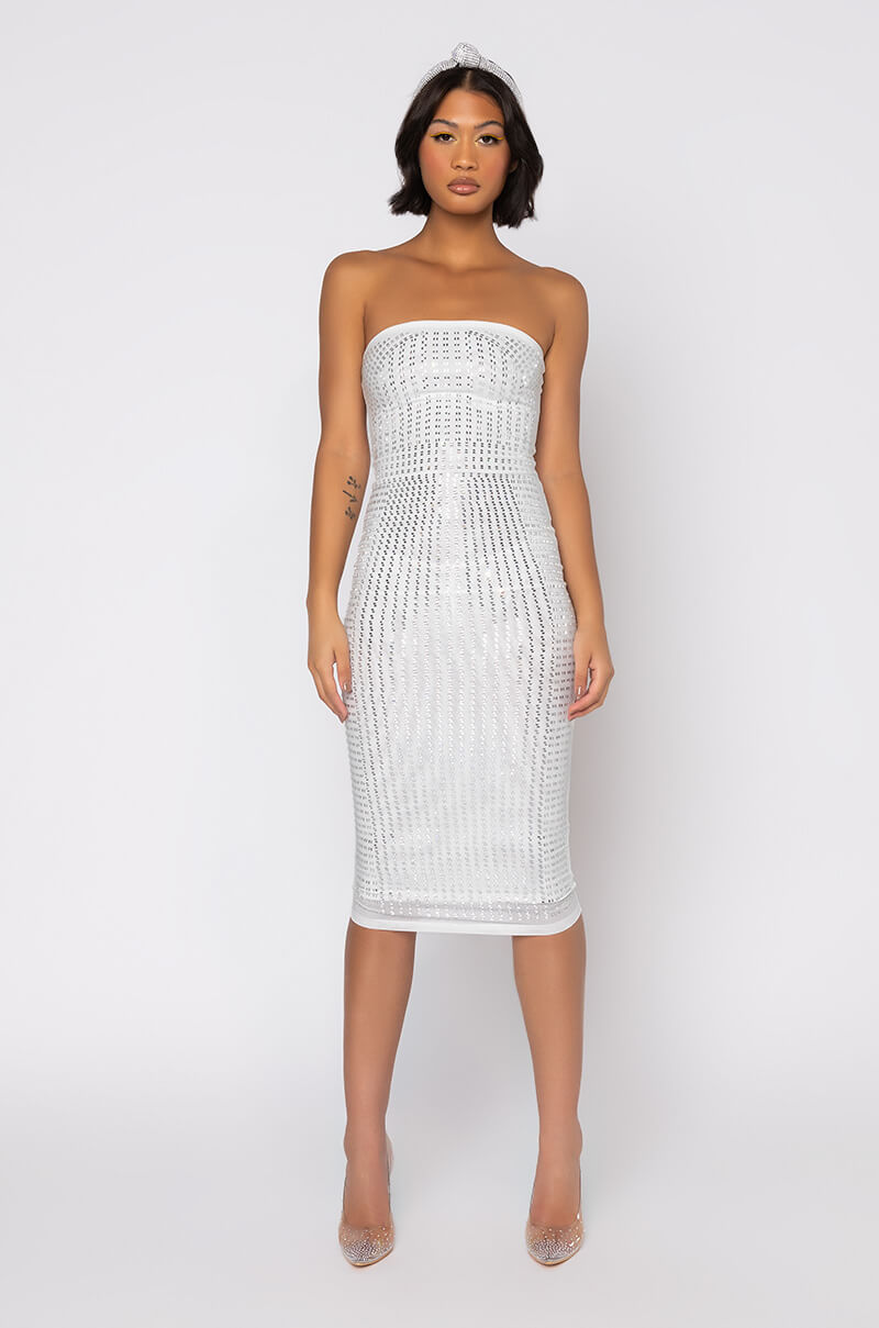 WITH THE CURVES MIDI TUBE DRESS WHITE AKIRA WITH THE CURVES MIDI TUBE DRESS WHITE AKIRA