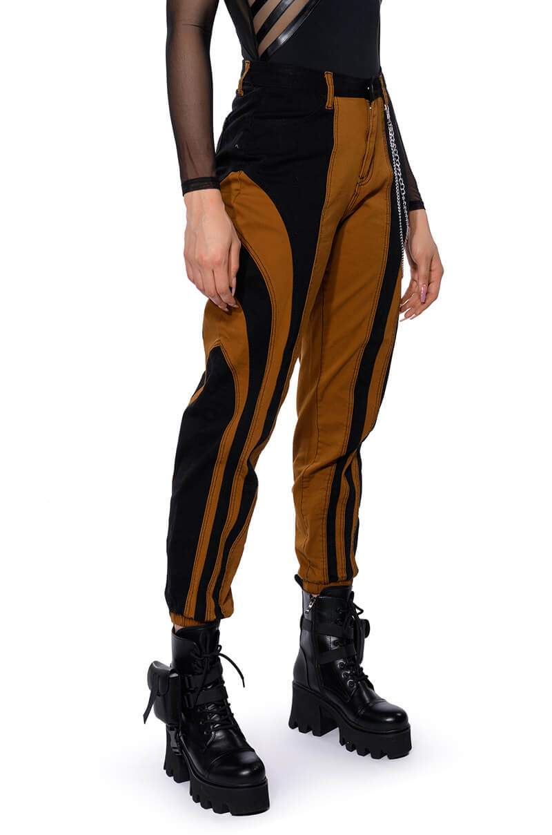 Side View Wonka Chain Detail Color Blocked Denim Pant view 2