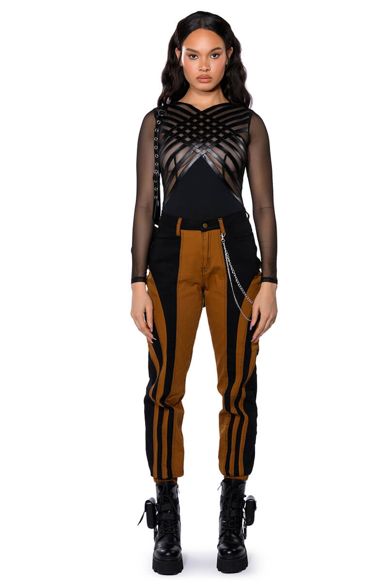 Detail View Wonka Chain Detail Color Blocked Denim Pant view 4