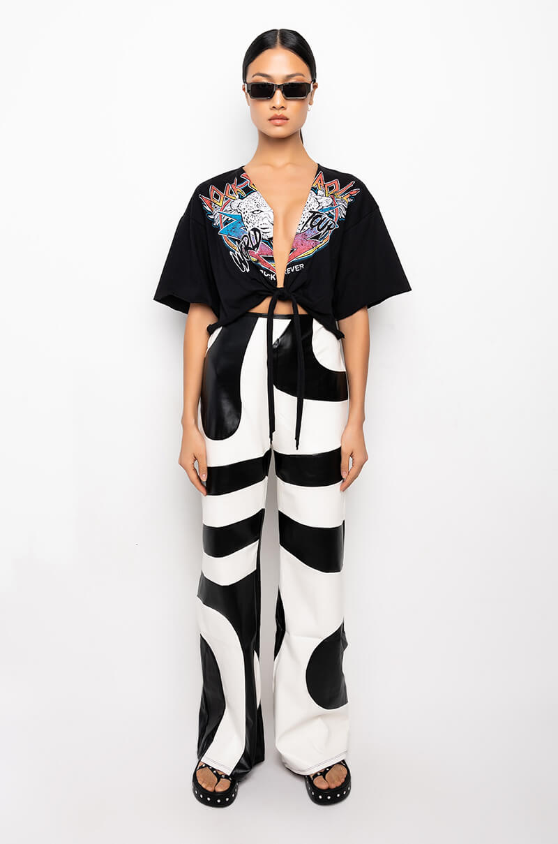 Extra View World Tour Tie Front Cropped Graphic T Shirt