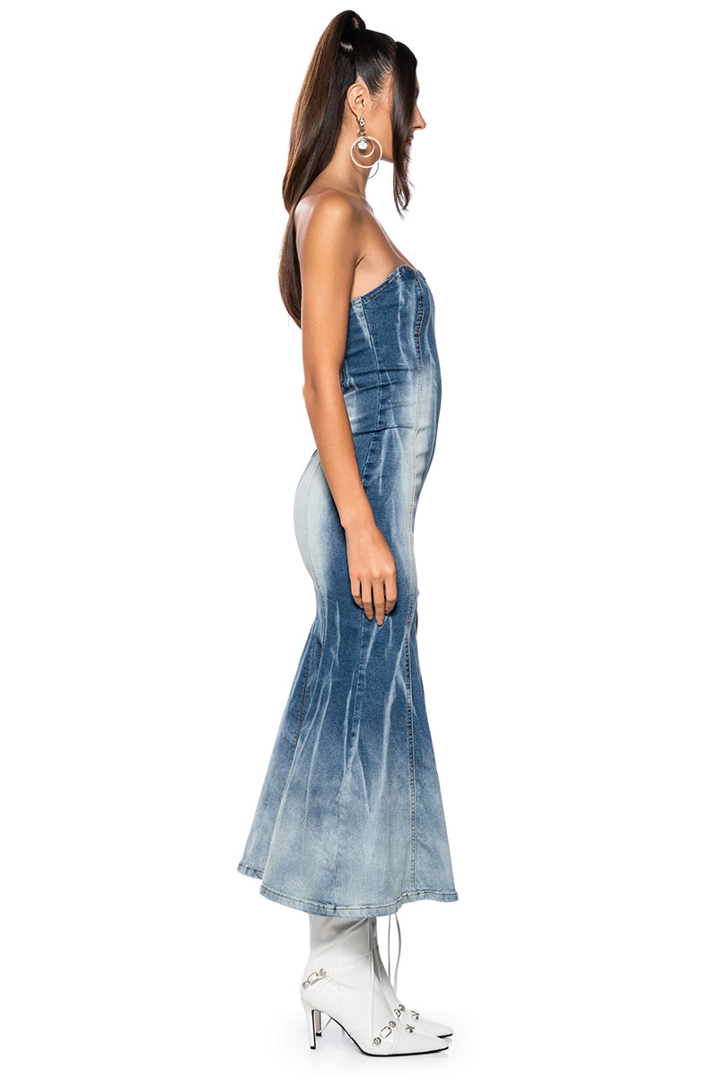 Back View Y2k Bae Strapless Washed Denim Maxi Dress