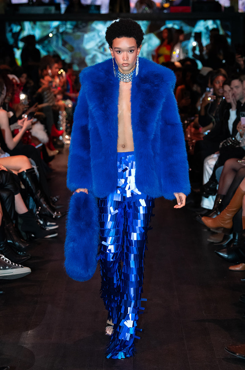 Extra View Yeti Sharp Shoulder Faux Fur Coat In Blue