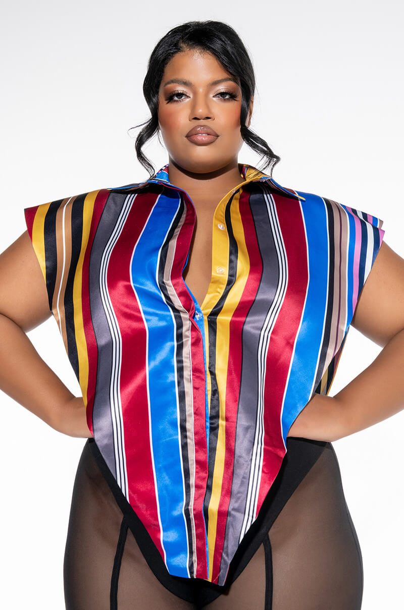 Side View Your Muse Button Up Blouse