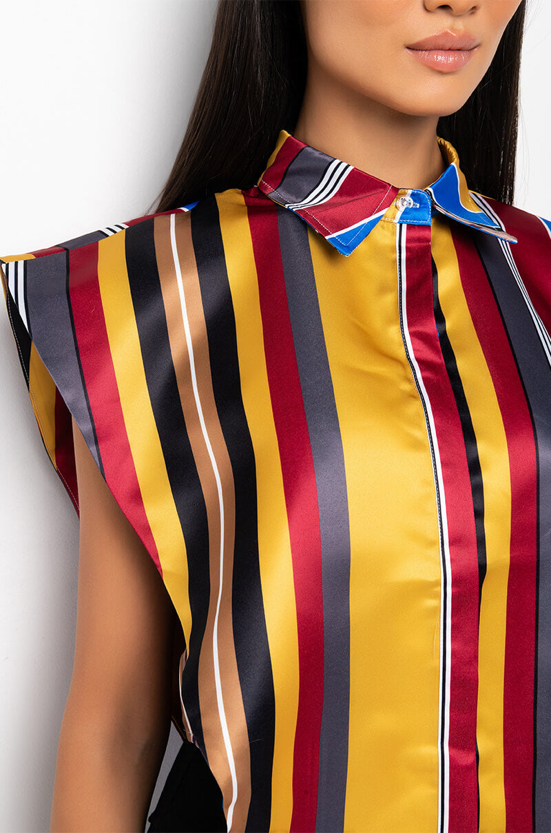 Extra View Your Muse Button Up Blouse