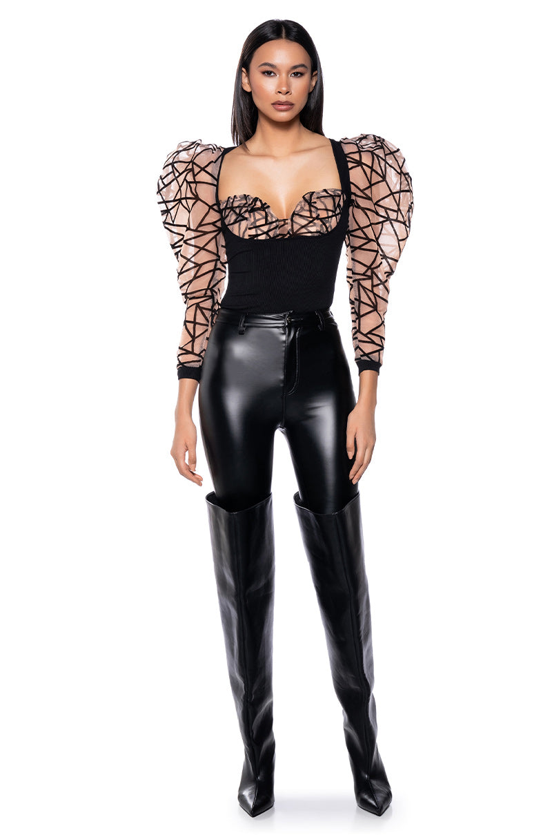 Side View Zoe Puff Sleeve Top
