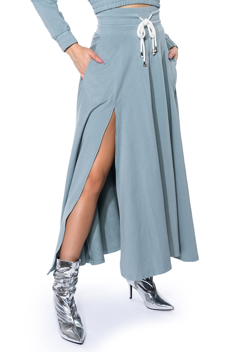 Side View Zumi Maxi Skirt 1