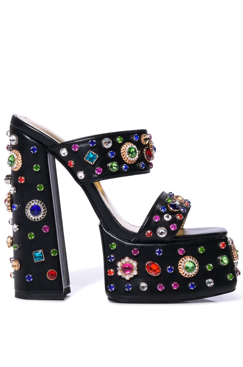 AZALEA WANG BREEZE EMBELLISHED CHUNKY SANDAL IN BLACK