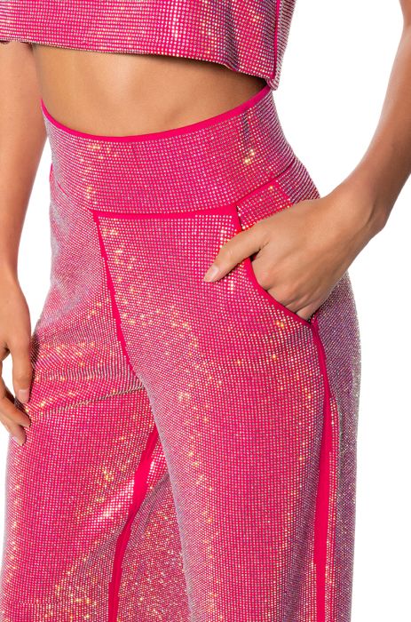 Absolutely thrilled to share my top 4 picks from Revolve Clothing's  stunning collection! From sizzling hot pink sequin pants to breatht