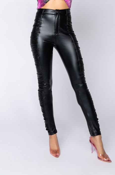 HANNA SIDE STACKED PLEATHER PANTS