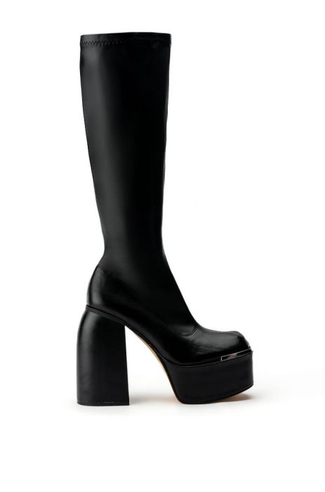STRENGTH STRETCH CHUNKY BOOT WITH 4 WAY STRETCH IN BLACK
