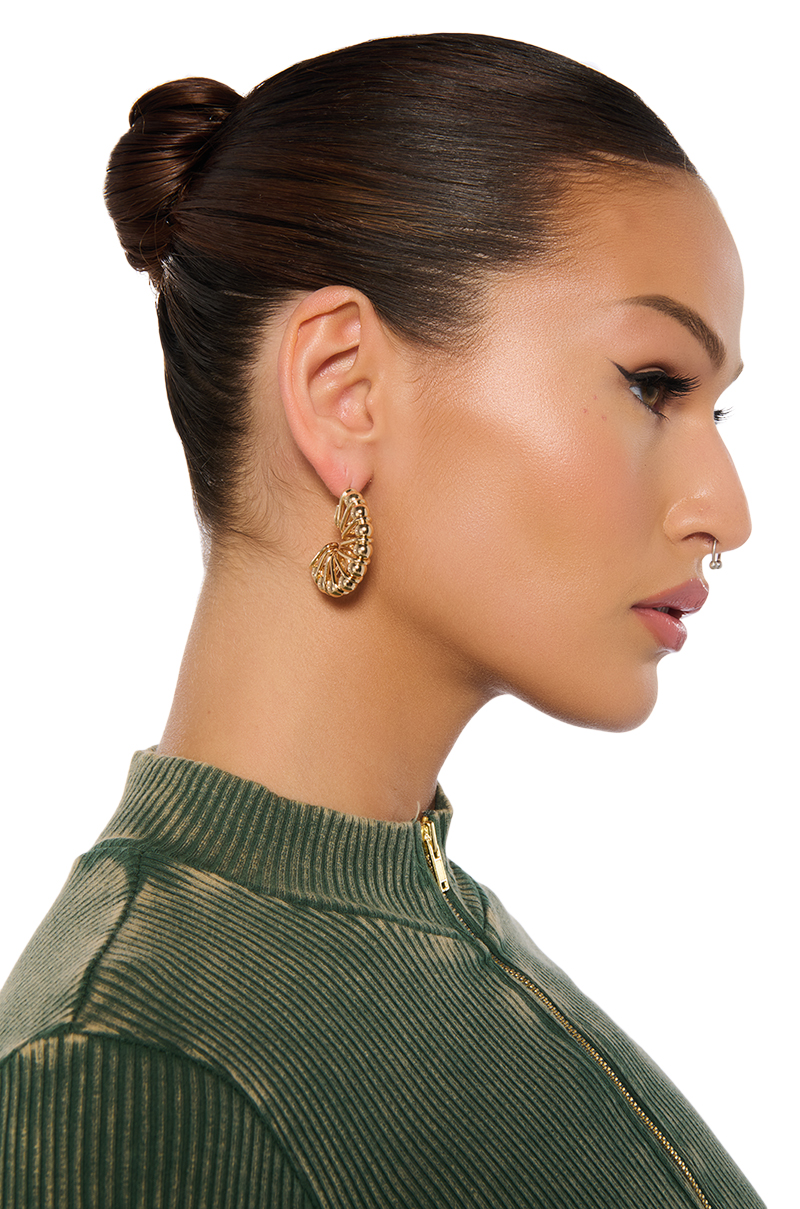 Akira City Slick Bamboo Hoops | Gold